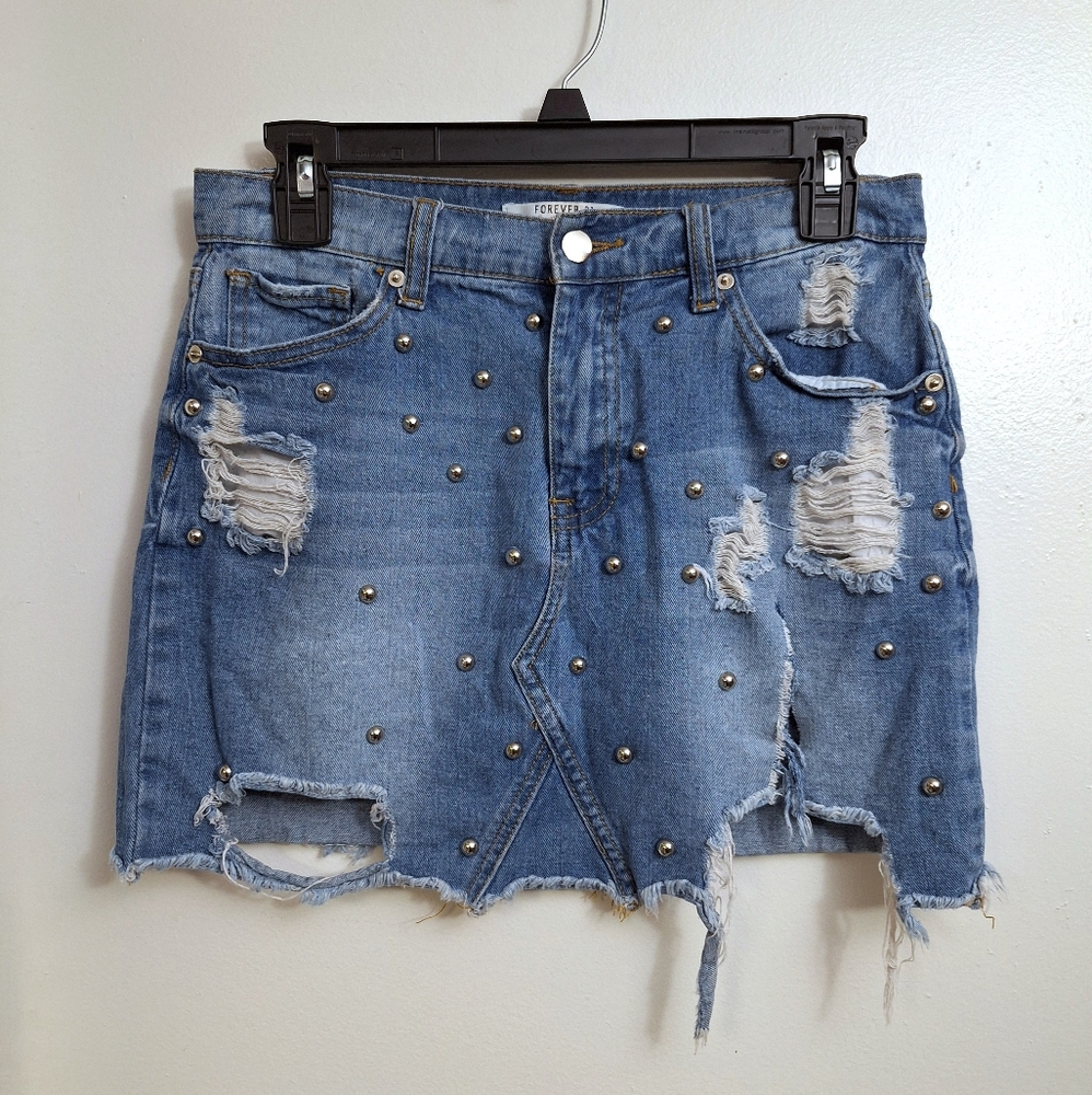 Forever21 Distressed Denim Mini Skirt Stud Embelishment Ripped Raw Hem Punk Chic